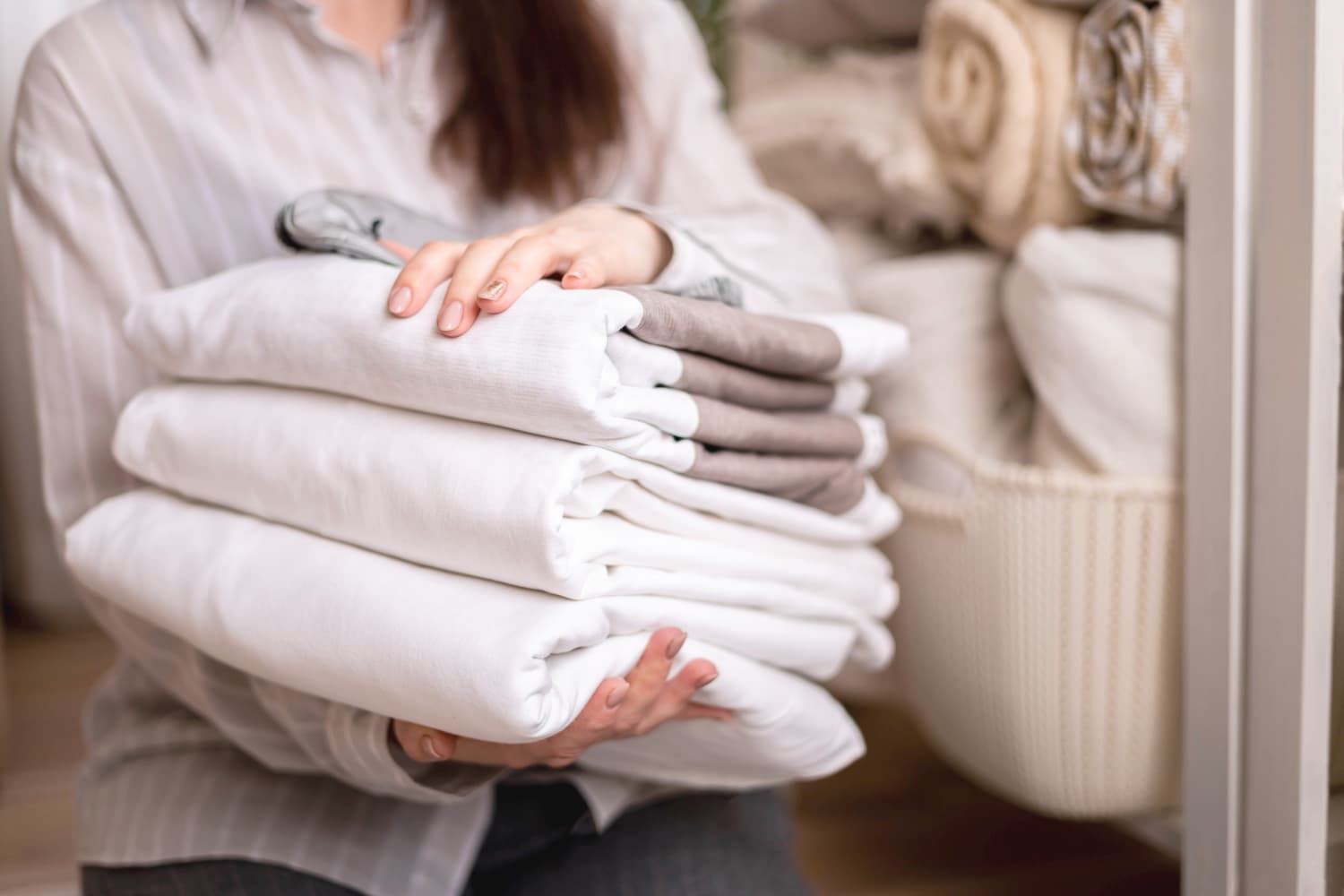 How to Organize Bedding in a Small Linen Closet Apartment Therapy